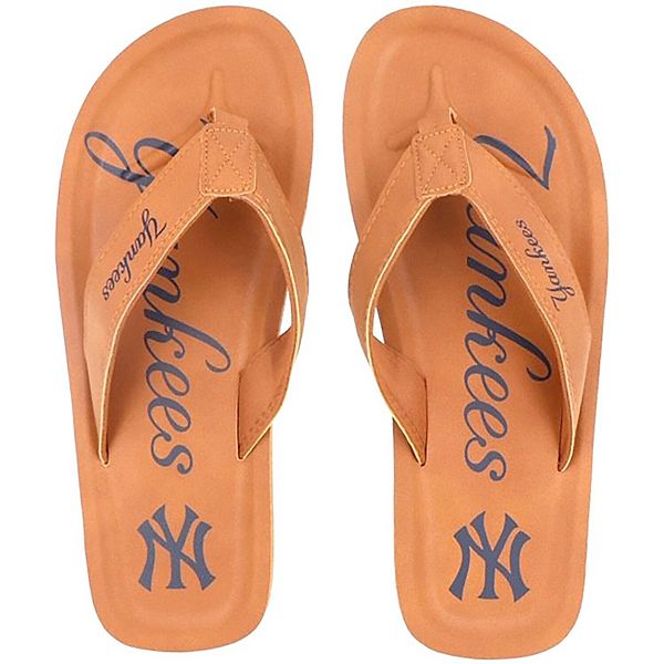 New york yankees flip on sale flops