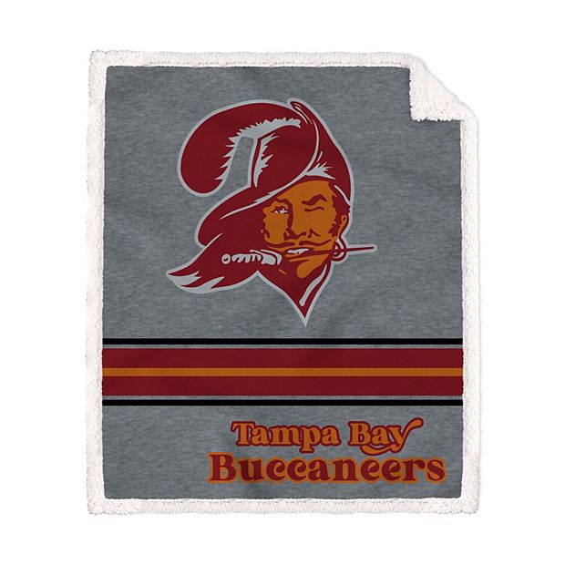 Vintage Tampa Bay Buccaneers Sweatshirt Top Sellers, SAVE 50% 