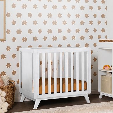 DaVinci Otto 3-in-1 Convertible Mini Crib with 4" Mattress