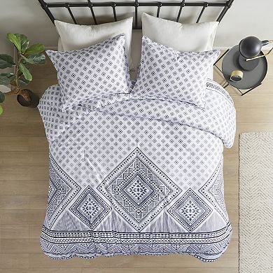 Intelligent Design Zoe Reversible Comforter Set with Shams
