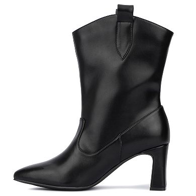 Fashion to Figure Iliana Women's Ankle Boots