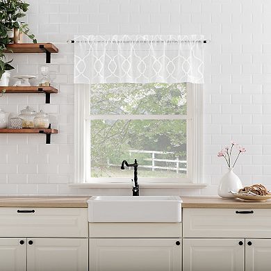 No. 918 Allerton Embroidered Light Filtering Rod Pocket Kitchen Curtain Valance & Tiers Set