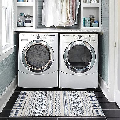 Linon Marco Outdoor Machine Washable Rug