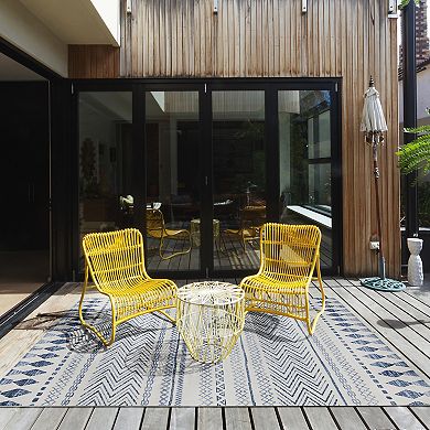 Linon Marco Outdoor Machine Washable Rug