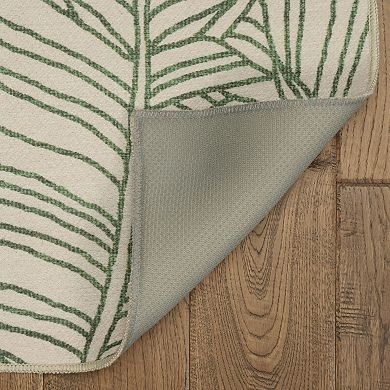 Linon Largo Outdoor Machine Washable Rug