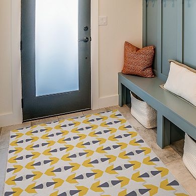 Linon Hialeah Outdoor Machine Washable Rug