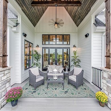 Linon Deltona Outdoor Machine Washable Rug