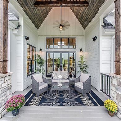Linon Boynton Outdoor Machine Washable Rug