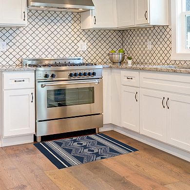 Linon Boynton Outdoor Machine Washable Rug