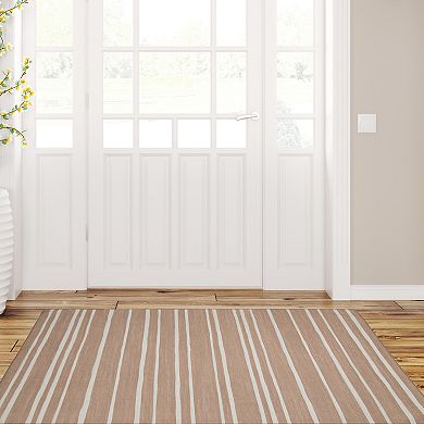 Linon Weston Outdoor Machine Washable Rug