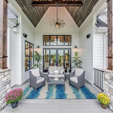 Linon Apopka Outdoor Machine Washable Rug