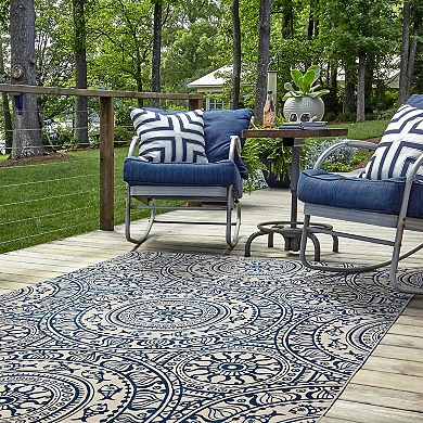 Linon Ormond Outdoor Washable Rug