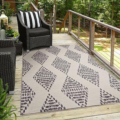 Linon Navarre Outdoor Washable Rug