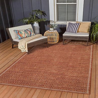 Linon Estero Outdoor Machine Washable Rug