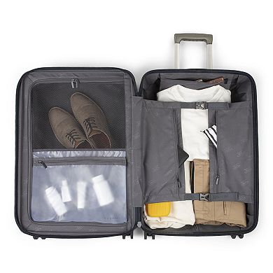 Bugatti Birmingham 24-Inch Hardside Spinner Luggage