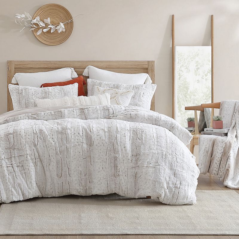 82041994 Peri Snow Leopard Comforter Set, White, Full/Queen sku 82041994