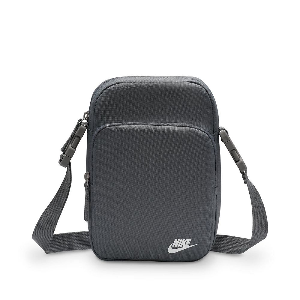 【メンズ・日本未入荷】NIKE Heritage S Crossbodyバッグ org.jpg