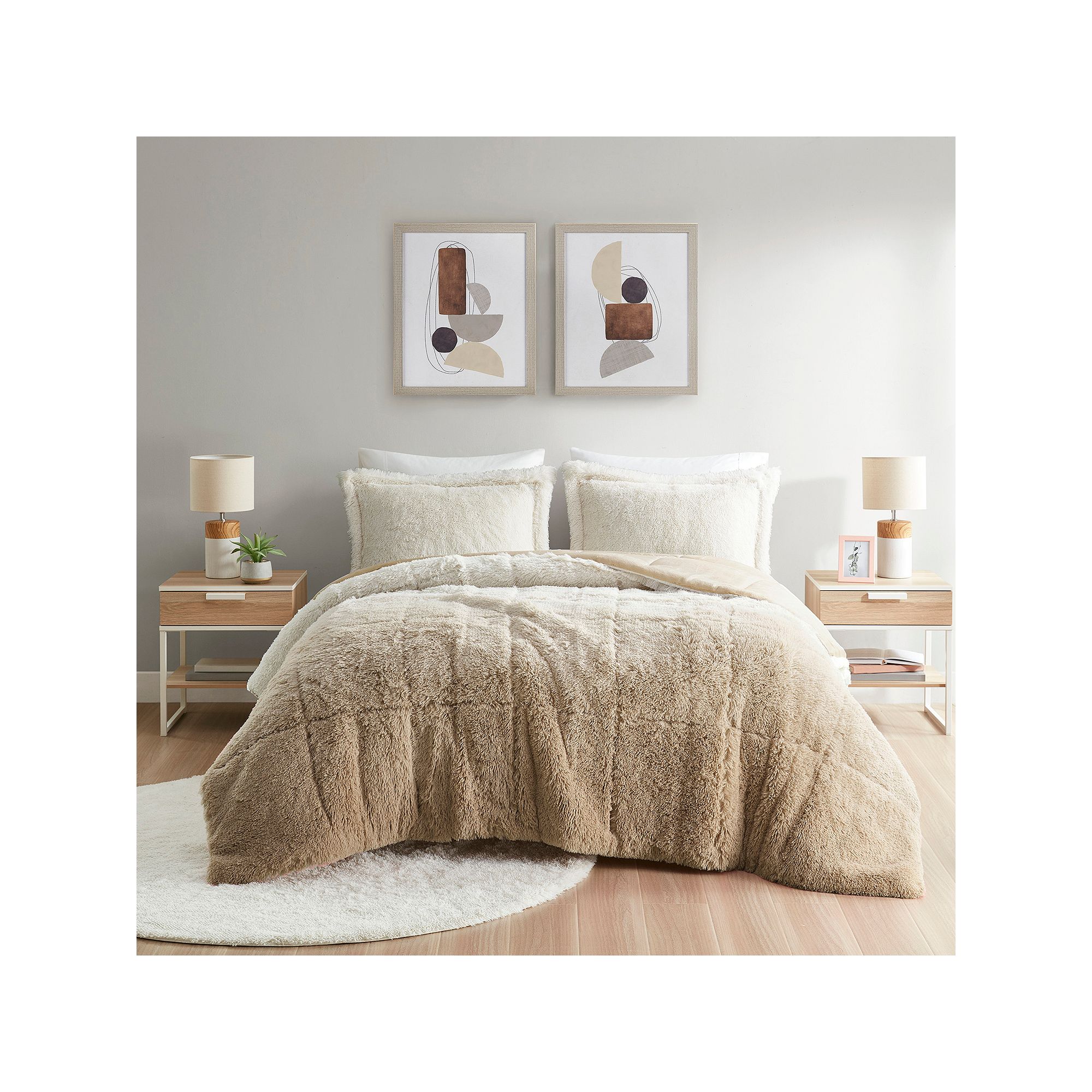 Intelligent Design Brielle Soft & Warm Ombre Shaggy Long Faux Fur Comforter