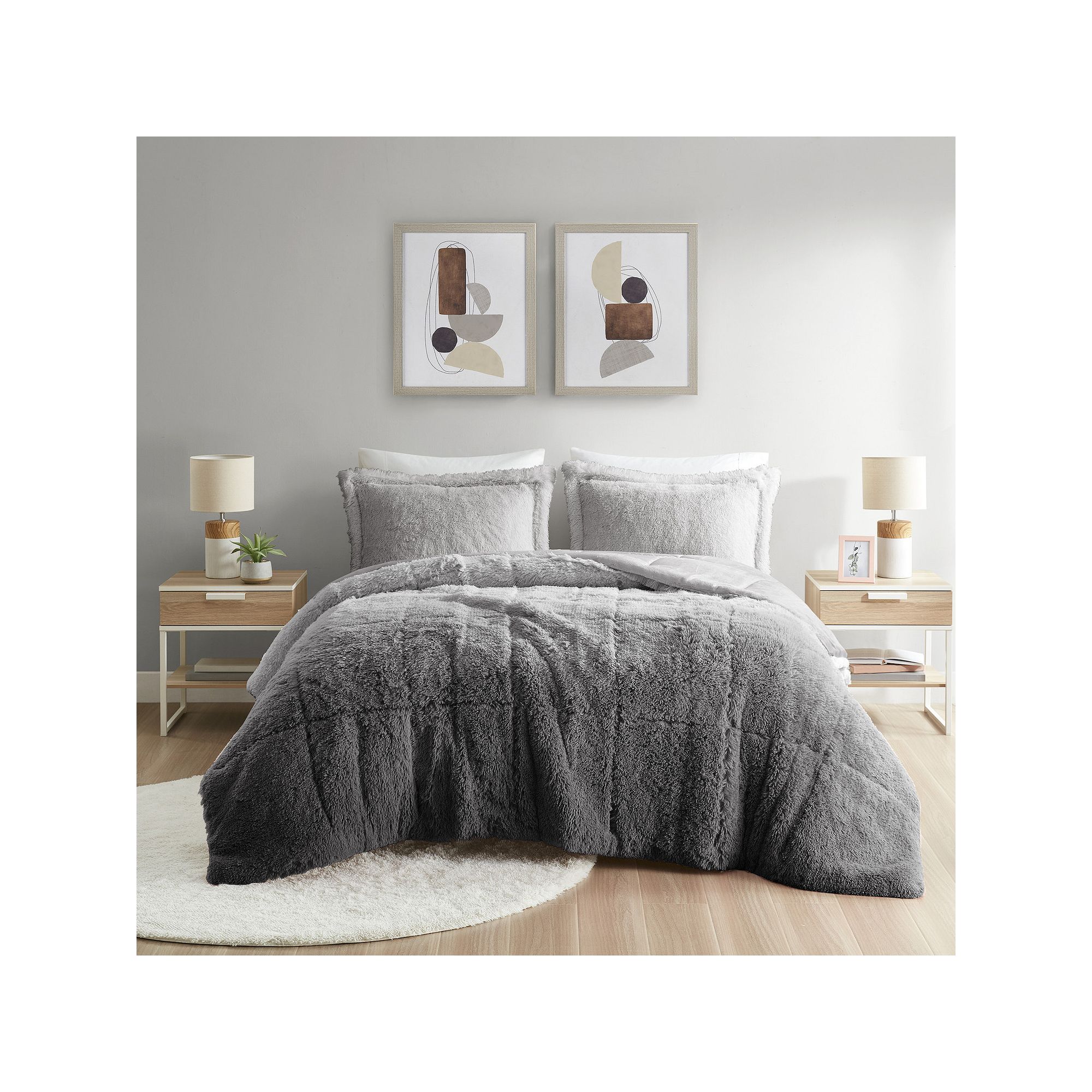 Intelligent Design Brielle Soft & Warm Ombre Shaggy Long Faux Fur Comforter