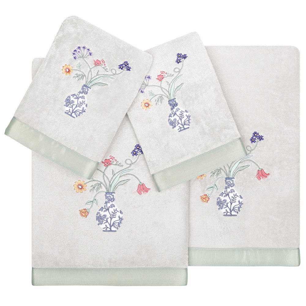 Linum Home Textiles Turkish Cotton Stella 4-piece Embellished Towel Set