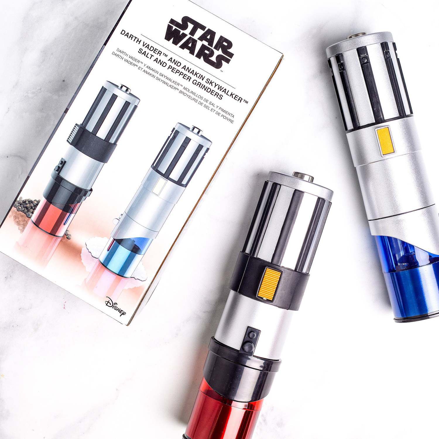 Uncanny Brands Star Wars Lightsaber Salt and Pepper Grinder - Thumbnail 4
