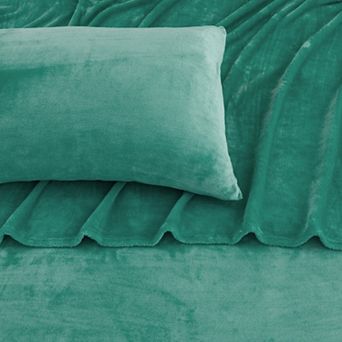 Madelinen Solid Velvet Plush Warm & Cozy Luxurious Fleece Sheet Set