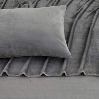 Madelinen Solid Velvet Plush Warm & Cozy Luxurious Fleece Sheet Set