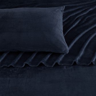Madelinen Solid Velvet Plush Warm & Cozy Luxurious Fleece Sheet Set