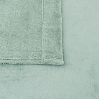 Madelinen Solid Velvet Plush Warm & Cozy Luxurious Fleece Sheet Set