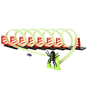 Qaba Track Builder Loop Kit Criss Cross Glowing Race Track Toy Set Spooky Spider Fun Starter Kit with Pull back Car for Kids 3 6 years old Lime Green