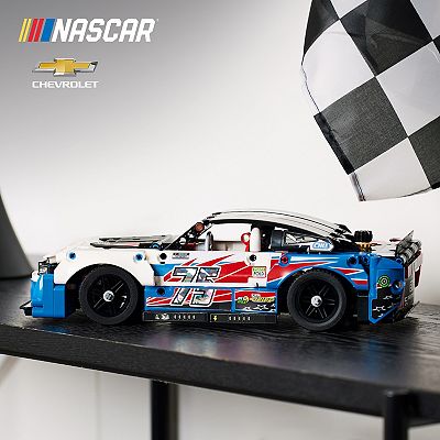 Lego Technic NASCAR Next Gen Chevrolet Camaro ZL1 42153