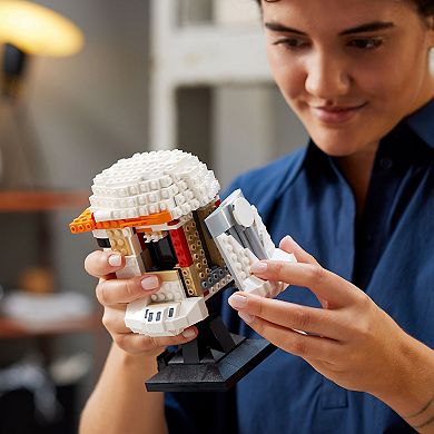 Lego Star Wars Clone Commander Cody Helmet 75350 Building Kit (776 Pieces)