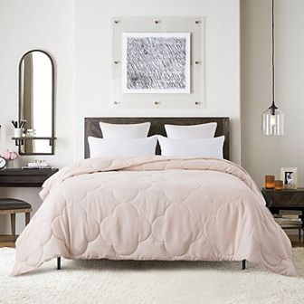 Dream On Decorative Pendant Stitch Down-Alternative Comforter