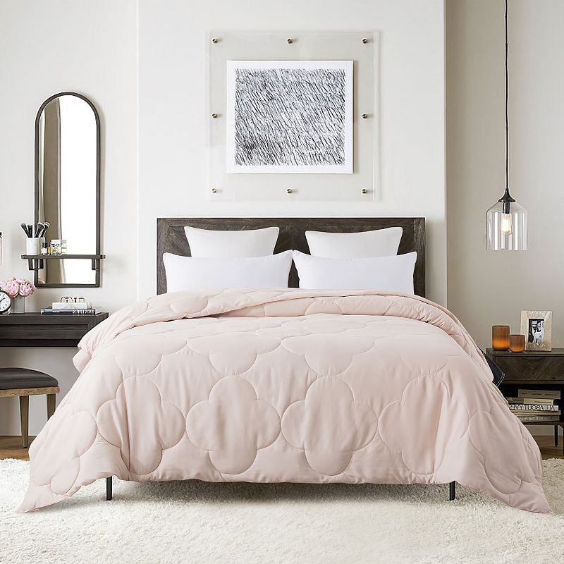 Dream On Decorative Pendant Stitch Down-Alternative Comforter, Pink, Full/Q