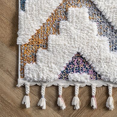 nuLoom Rumi High-Low Chevron Tassel Area Rug