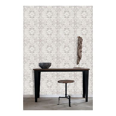 Brewster Home Fashions Desmond Distressed Medallion Wallpaper