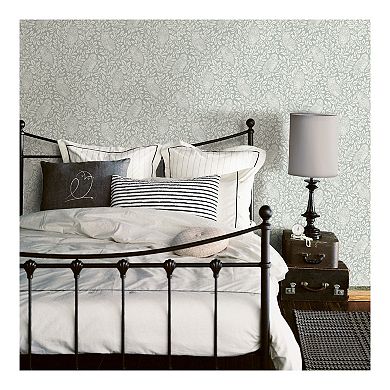 Brewster Home Fashions Parliament Owl Wallpaper