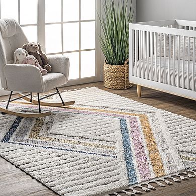 nuLoom Angela High-Low Modern Diamond Tassel Area Rug