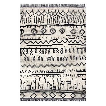 nuLoom Tessa Tribal Soft Shag Fringe Area Rug