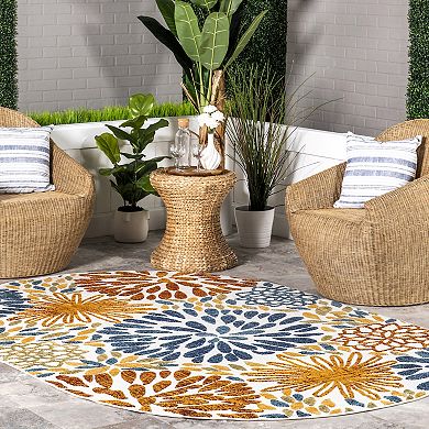 nuLoom Monique Floral Indoor/Outdoor Cut & Loop Area Rug