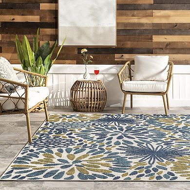 nuLoom Monique Floral Indoor/Outdoor Cut & Loop Area Rug