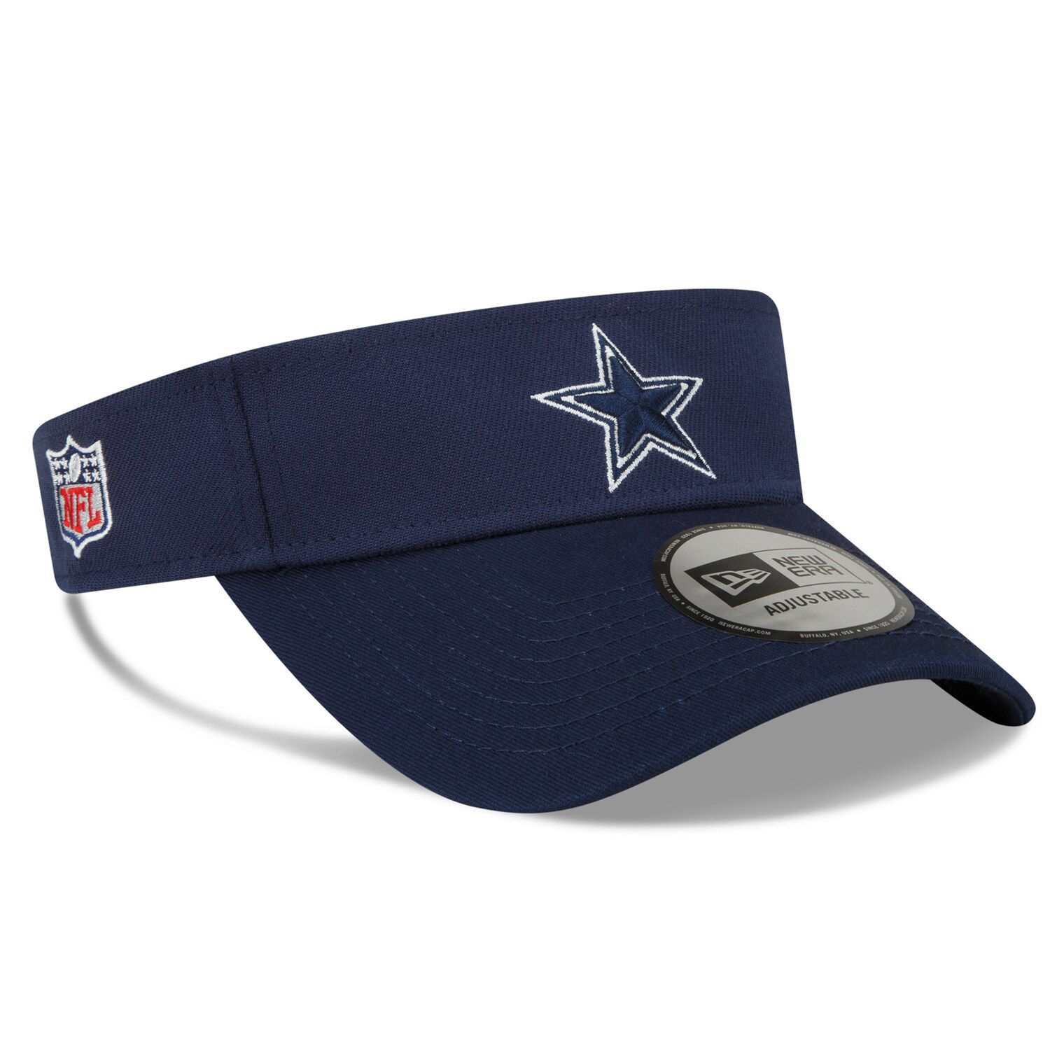 New Era Cream/Navy Dallas Cowboys 2022 Sideline Sport Cuffed Pom Knit Hat