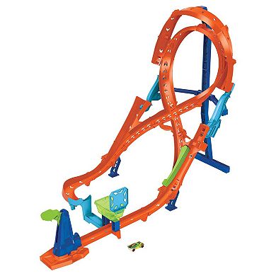 Hot Wheels Vertical Figure-8 Car and Track Set