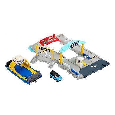 Mattel Matchbox Cars Ferry Port Set With Ferry Boat & 1 Matchbox Car