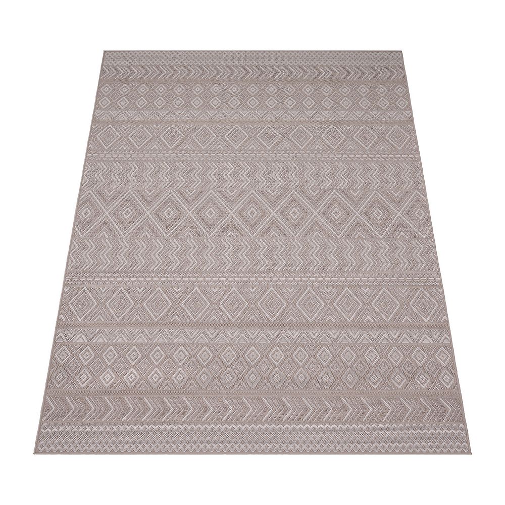 Stain-Resistant Outdoor Rug with Boho Pattern for Patio or Balcony