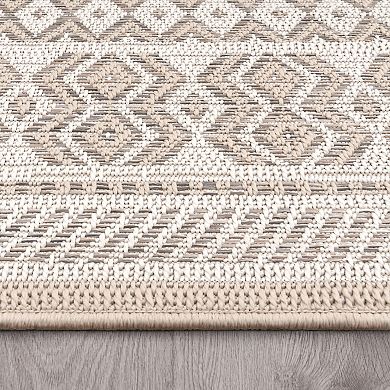 Modern Oudoor Rug for Patio Bohemian Ornaments in Cream Beige