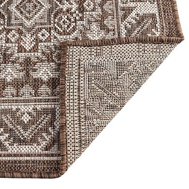 Unique Loom Chalca Outdoor Tribal Rug