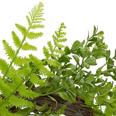 Fern Leaf Artificial Springtime Wreath Green - 18-Inch