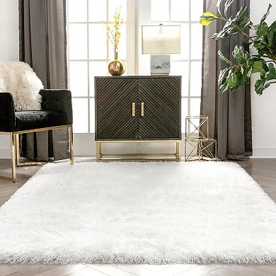 Well Woven Glam Solid Area Rug