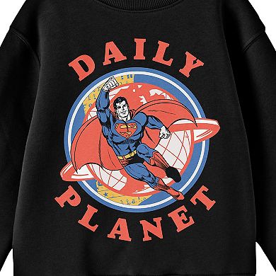 Boys 8-20 Superman Flying in Front of Daily Planet Long Sleeve Graphic Tee